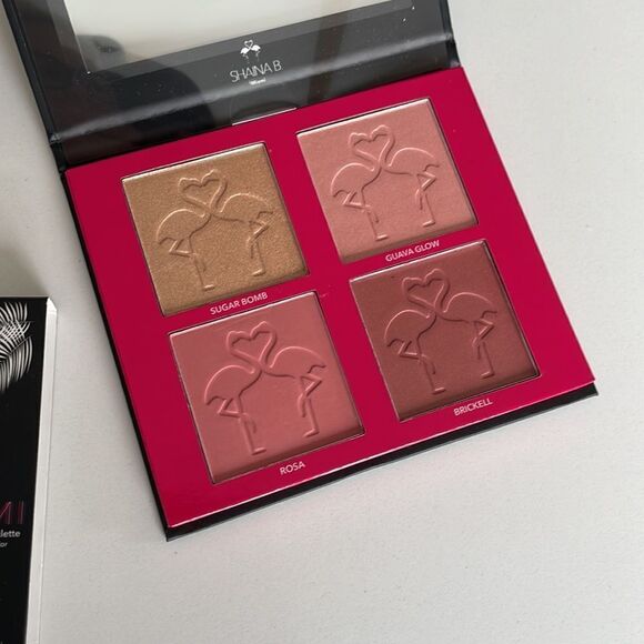 Shaina B. Miami Blush and Highlight Palette - Picture 3 of 3